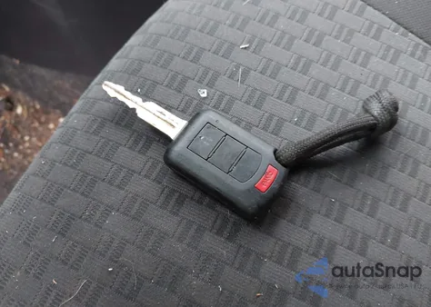 2019 Mitsubishi Mirage Rf z USA, uszkodzony, nr VIN ML32A3HJ8KH009153